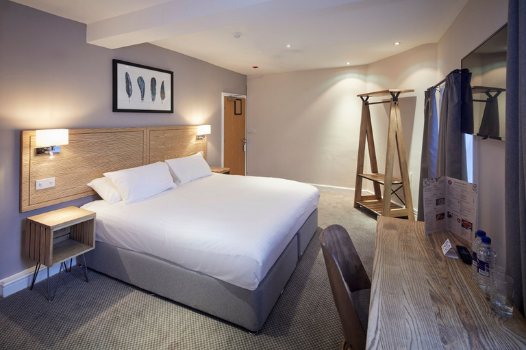 Bedroom 2, Childwall Abbey, by Marstons Inns, Sefton