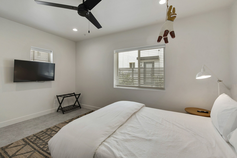 Bedroom 3, Stavros, Maricopa