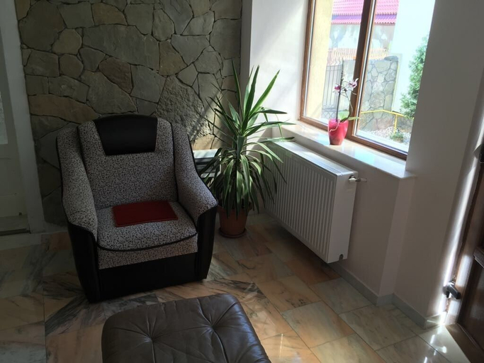 Others 5, Step Inn, Alba Iulia