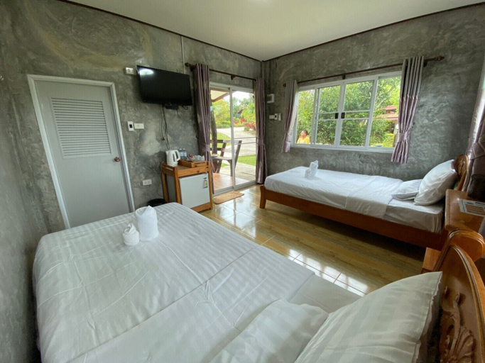 Bedroom 3, Pruksa View Homestay, Nam Nao