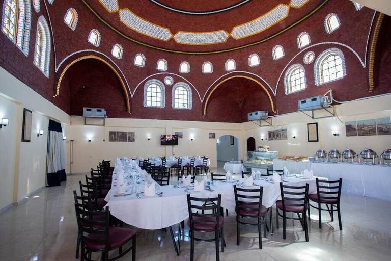 Food & Drinks, Diafa Inn, Shurtah al-Dakhlah