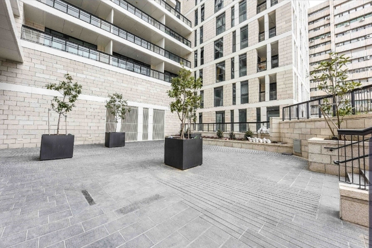 Exterior & Views 2, J-Tower Apartments