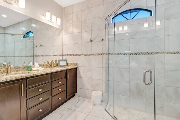 Bathroom 4, 1732 Beach Parkway W, Lee