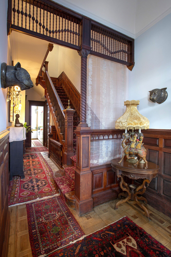 Others 4, Suites in a Manhattan Mansion, New York