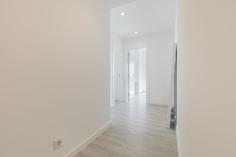 Others 4, Luxurious Seaview Apartment in Estoril, Cascais
