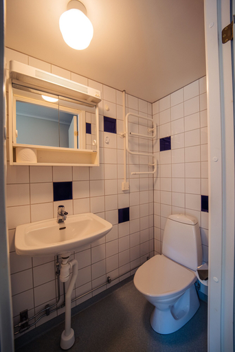 Bathroom 3, Ravinstigen - Visby lägenhetshotell, Gotland