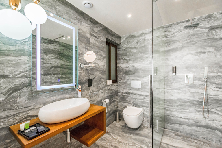 Bathroom 4, Santa Lucia Boutique Hotel