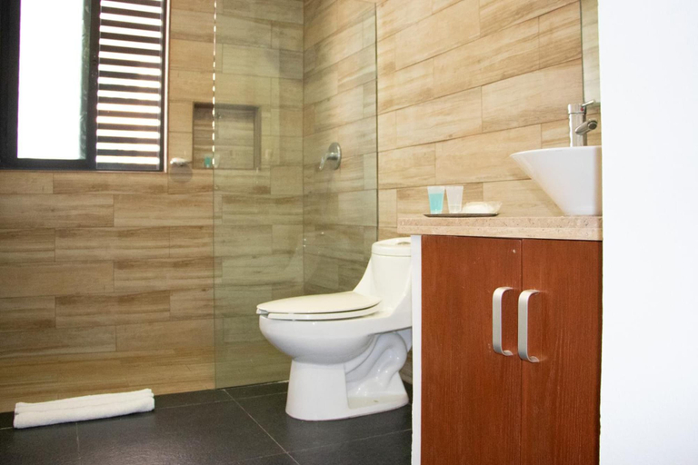 Bathroom 4, Sole Suites Playa del Carmen, Cozumel