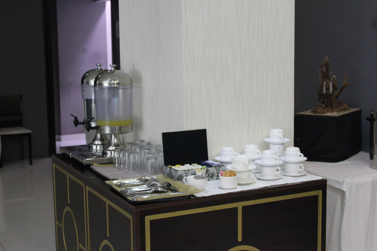 Food & Drinks 3, Venus Hotel Muscat, Bausher