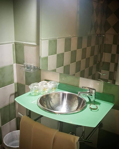 Bathroom 3, El Molino de Rosa Maria Serrano, Granada