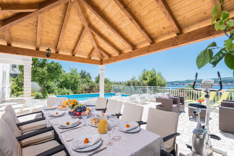 Food & Drinks, Holiday Villa Perna with Swimming Pool, Orebić