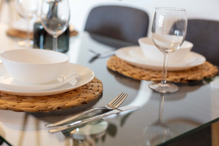 Food & Drinks 4, Walker Suite No53 - Donnini Apartments, East Ayrshire