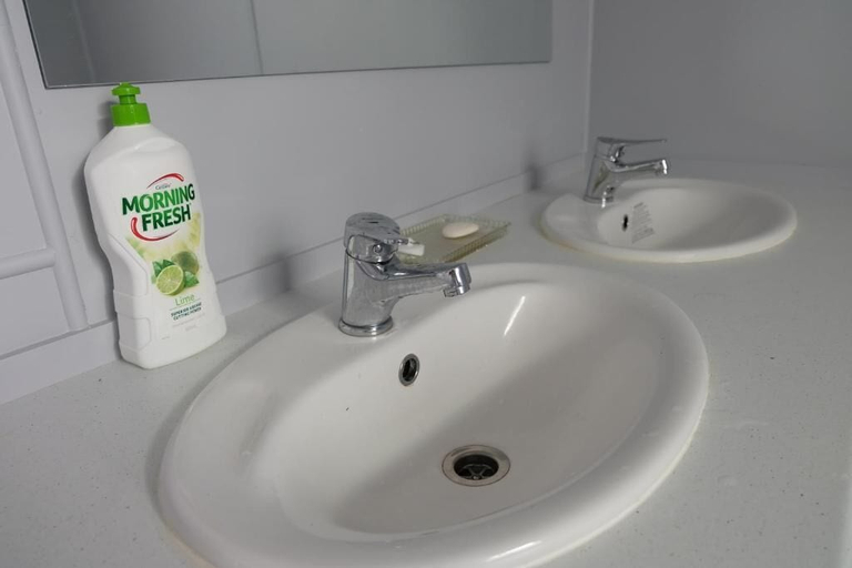 Bathroom 3, Kiwi As Guest House, Rotorua
