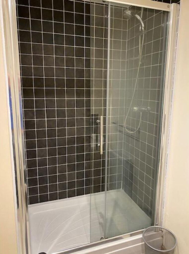 Bathroom 2, Waterside Apartment, Highland