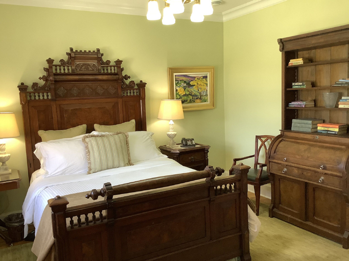 Bedroom 3, Manoir Chamberland (Adults Only, No Pets), Papineau