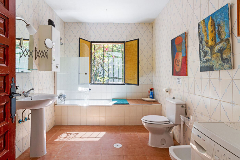 Bathroom 4, Casa Rural con Piscina Privada en Málaga, Málaga