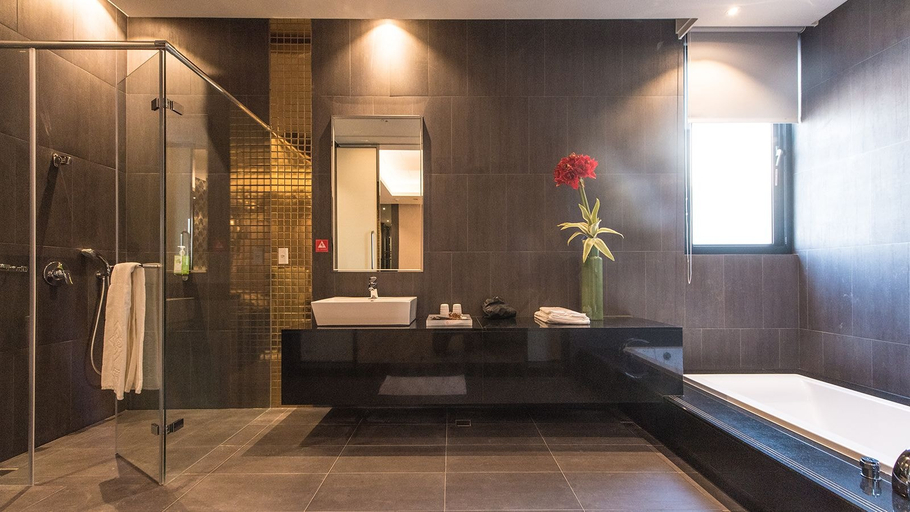Bathroom 3, Voga Motel, Taichung