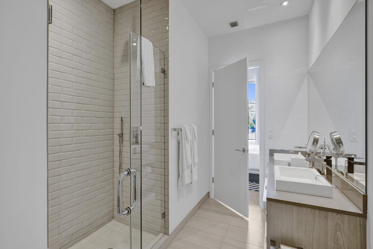 Bathroom 4, Amazing Apartments at H Beach House, Broward
