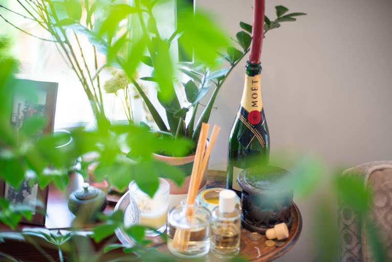 Food & Drinks, Supreme Hampstead Home Next to Hampstead Heath by Underthedoormat, London