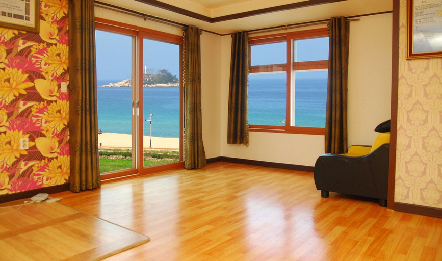 Others 4, Sunrise Pension, Sokcho