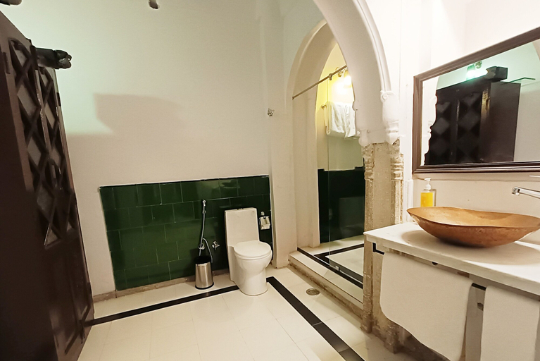 Bathroom 3, Bloom Boutique | Chelon Haveli, Jaipur