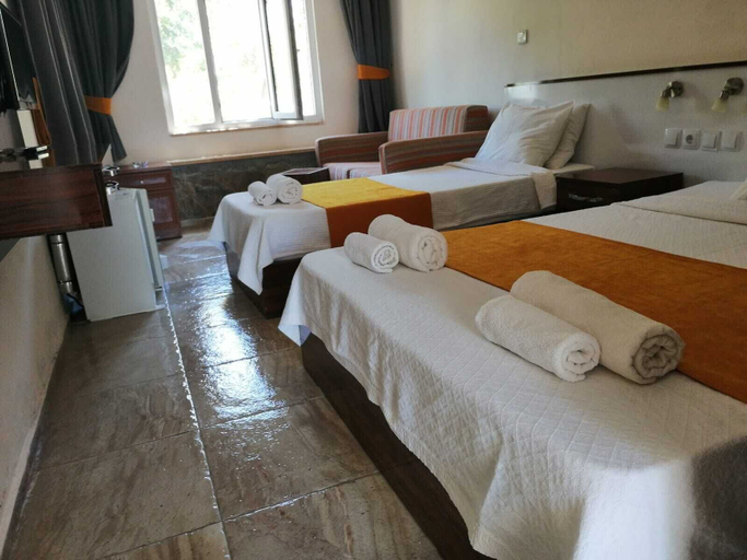 Bedroom 2, Yahsi Beach Hotel, Bodrum