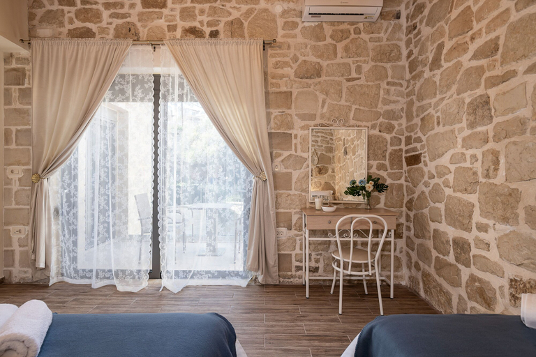 Others 5, Villa Vanka, Crete