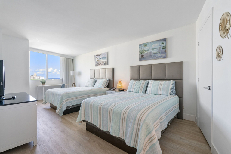 Bedroom 4, Avi Lux Stay, Broward