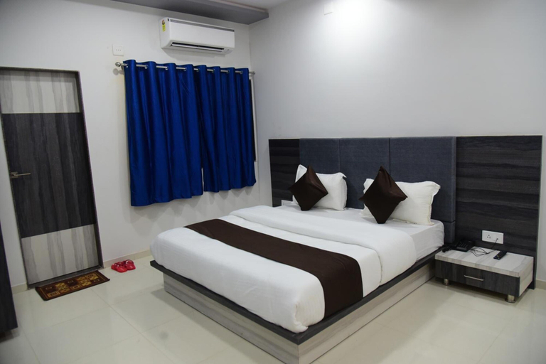 Bedroom 2, Hotel Savera Palace, Sirohi