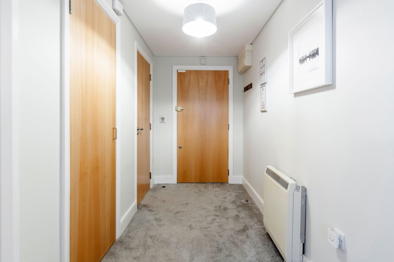 Others 4, Roomspace Apartments -Marina Place, London