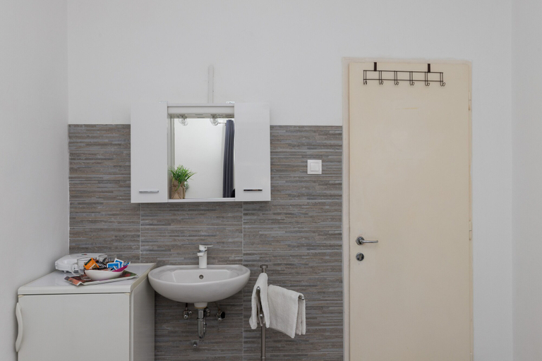Bathroom 2, Guest House Bradas, Dubrovnik