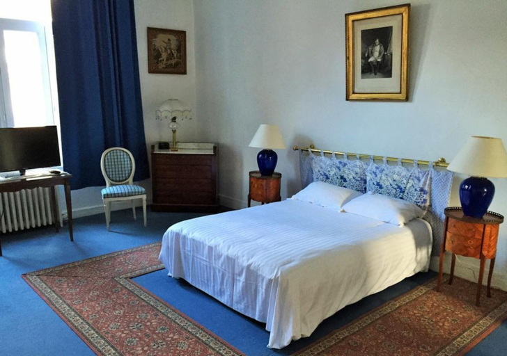 Bedroom 3, Hotel Joly, Nord