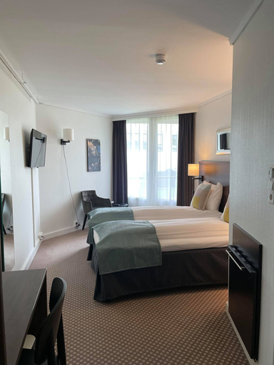 Bedroom 4, Hardangerfjord Hotel, Kvam