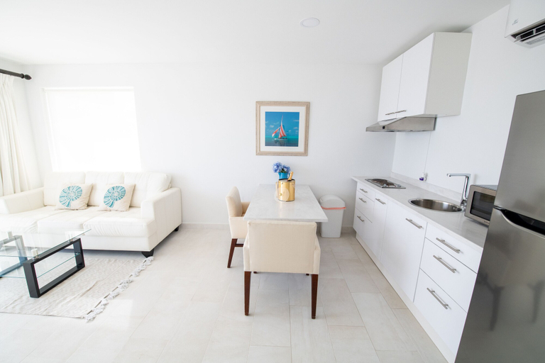 Others 5, Beachfront Bella Horizonte 1