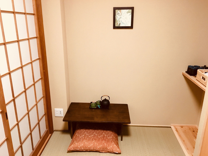 Others 4, Bichiku Yasaka, Kyoto