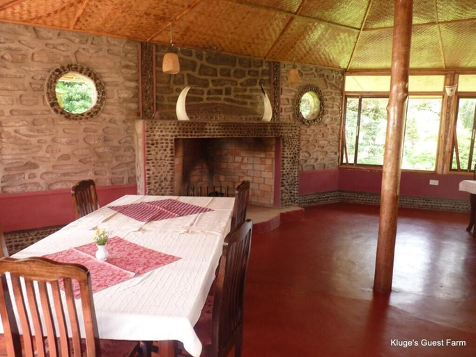 Bedroom 2, Kluges Guest Farm, Bunyangabu