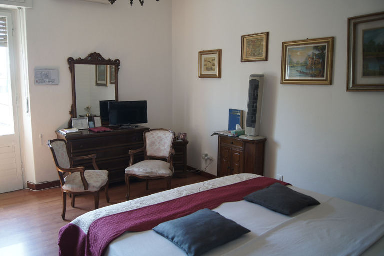 Bedroom 3, B&B Maddalena di San Zeno, Verona