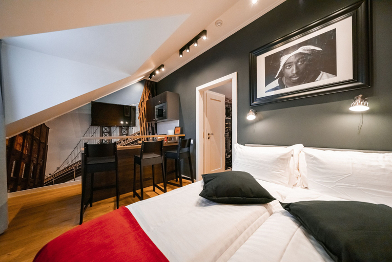 Bedroom 4, Revelton Studios Marianske Lazne, Cheb