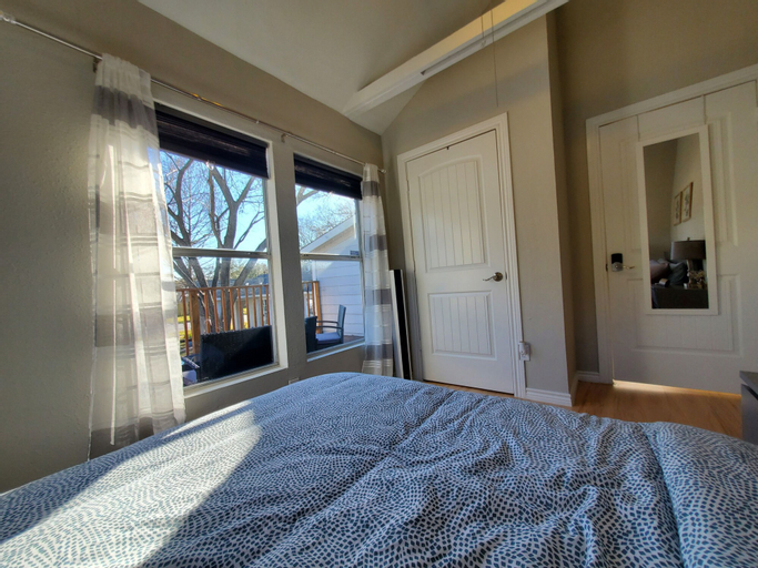 Bedroom 1, Wonderful Getaway in Houston, Harris