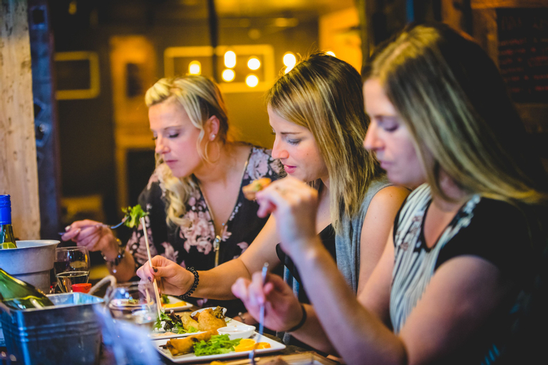 Food & Drinks 5, Auberg'Inn - Aux 4 Vents, Avignon