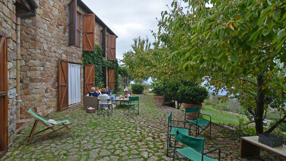 Others 5, Villa Il Ciliegio, Palermo