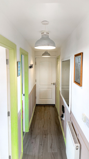 Others 4, 2 bedroom Central Flat with Parking, Sefton