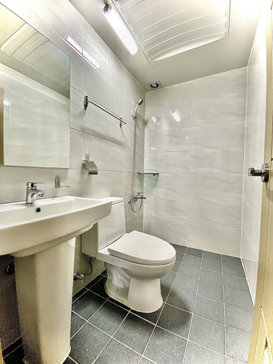 Bathroom, Bricks Stay, Jeju