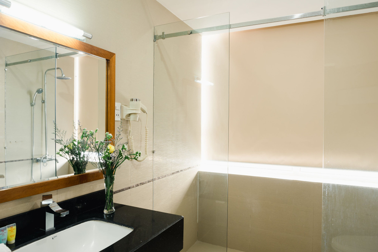 Bathroom 3, Truong Son Tung 2 Hotel, Da Nang