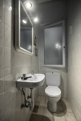 Bathroom 4, SanSebastianForYou Cathedral Apartment, Guipúzcoa