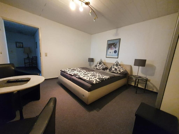 Bedroom 4, Hotel Jungmann, Saarlouis