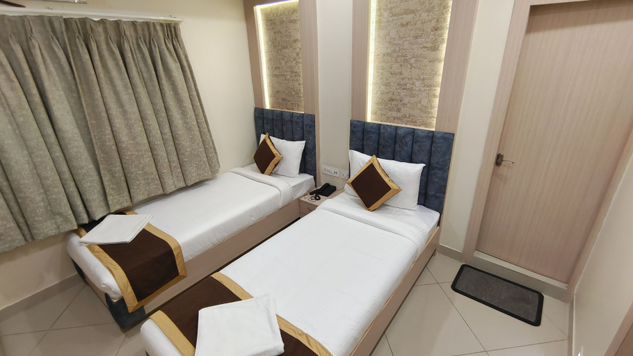 Bedroom 4, The Panash Hotel & Banquets, Kolkata