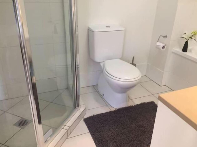 Bathroom, Perch Apartments at Anembo Street, Gold Coast