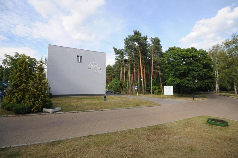 Exterior & Views 2, Hotel Ajaks, Czarnków-Trzcianka