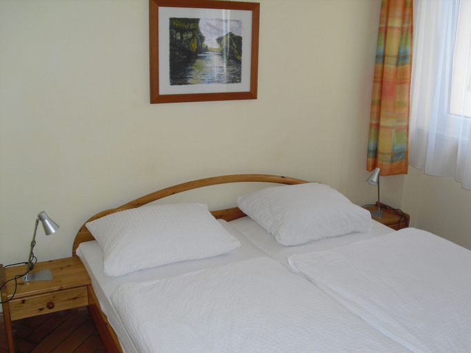 Bedroom 3, Pension Gasthaus zur Schnecke, Lörrach